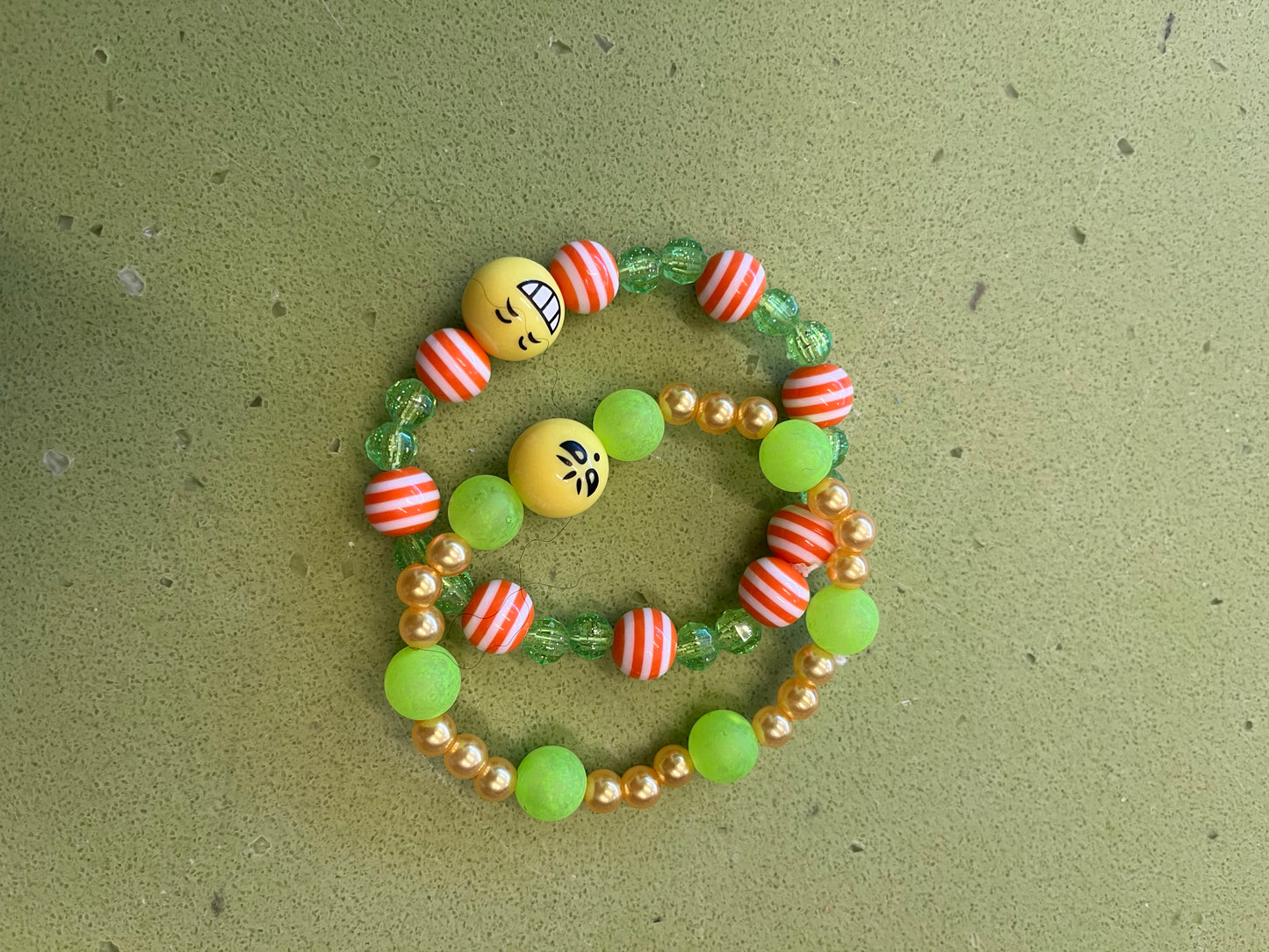Single bracelets bigger beads