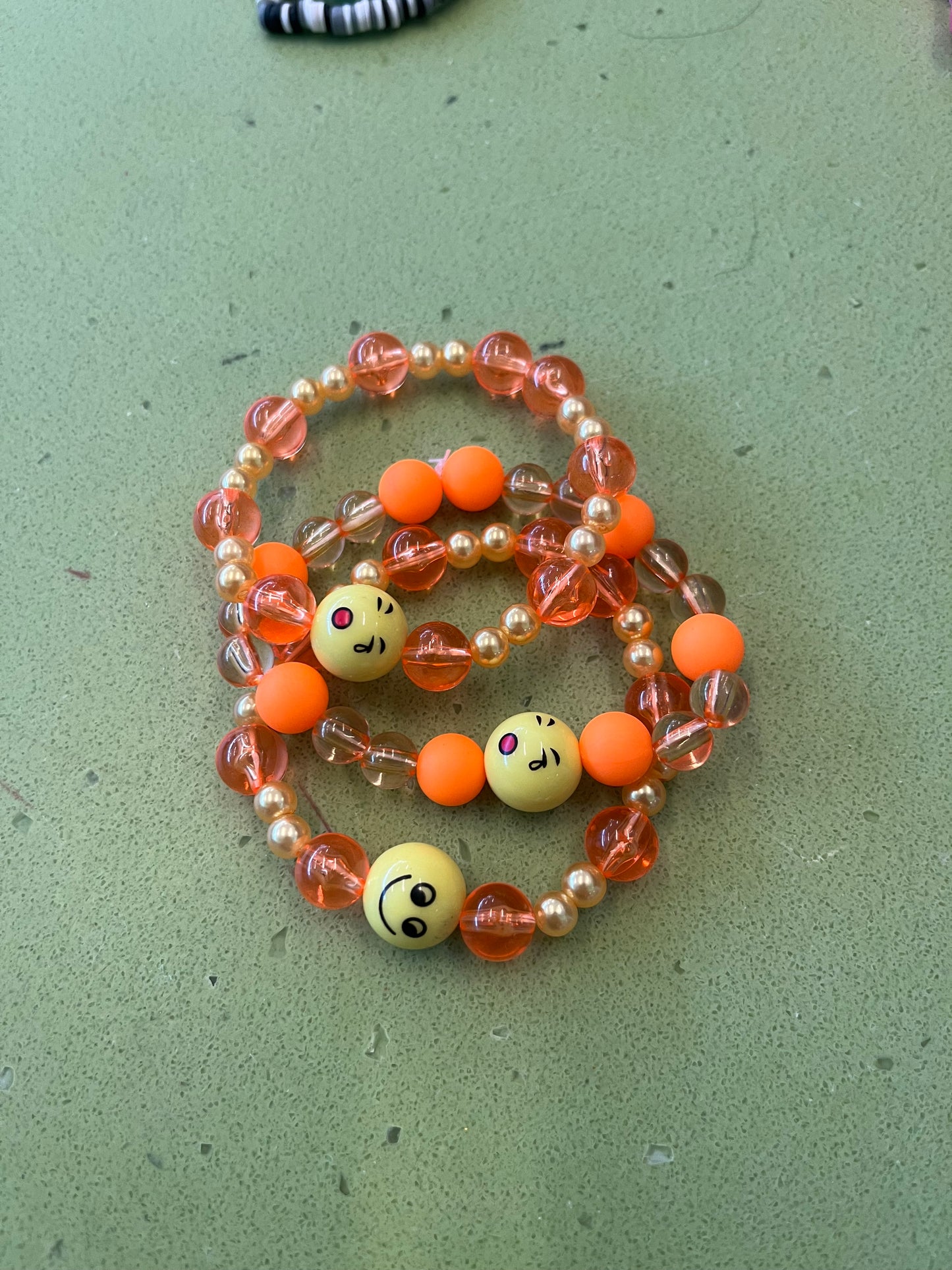 Single bracelets bigger beads
