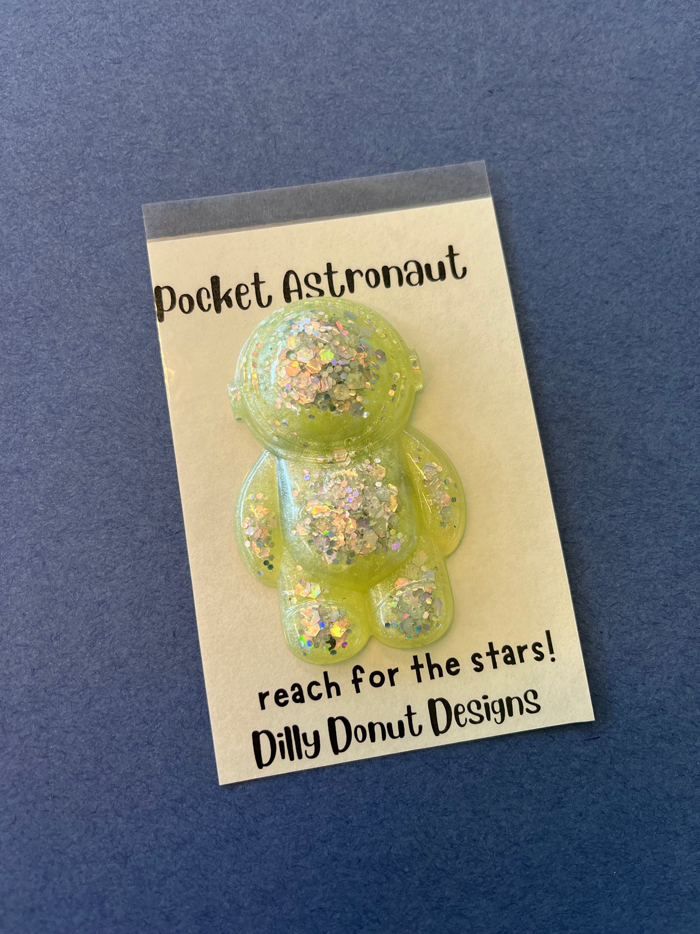 Pocket astronaut