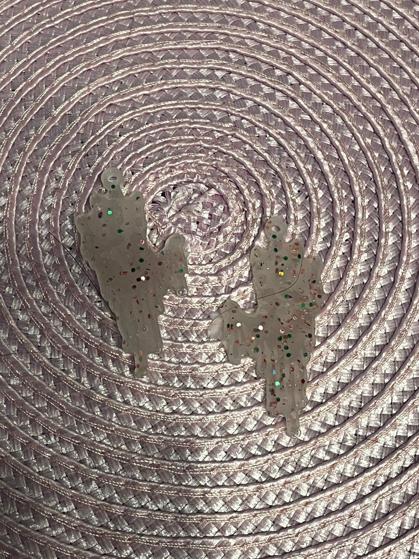Spooky hands