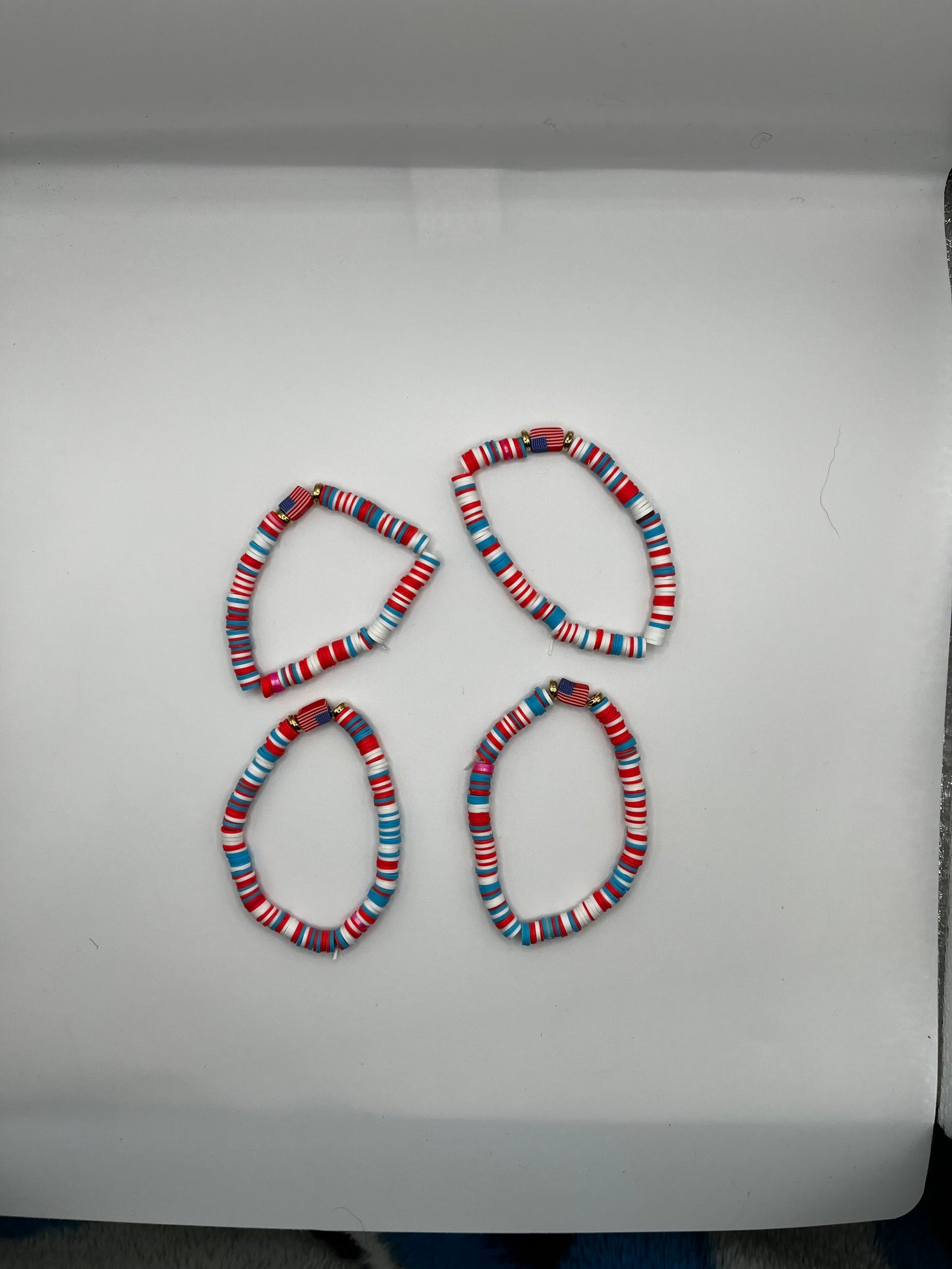 Single bracelets