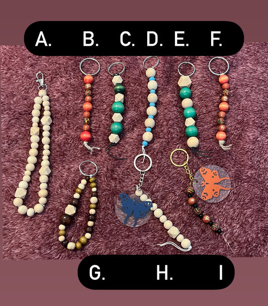 Wooden keychain b8