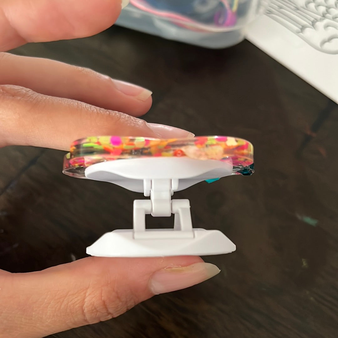 Paw print phone grip